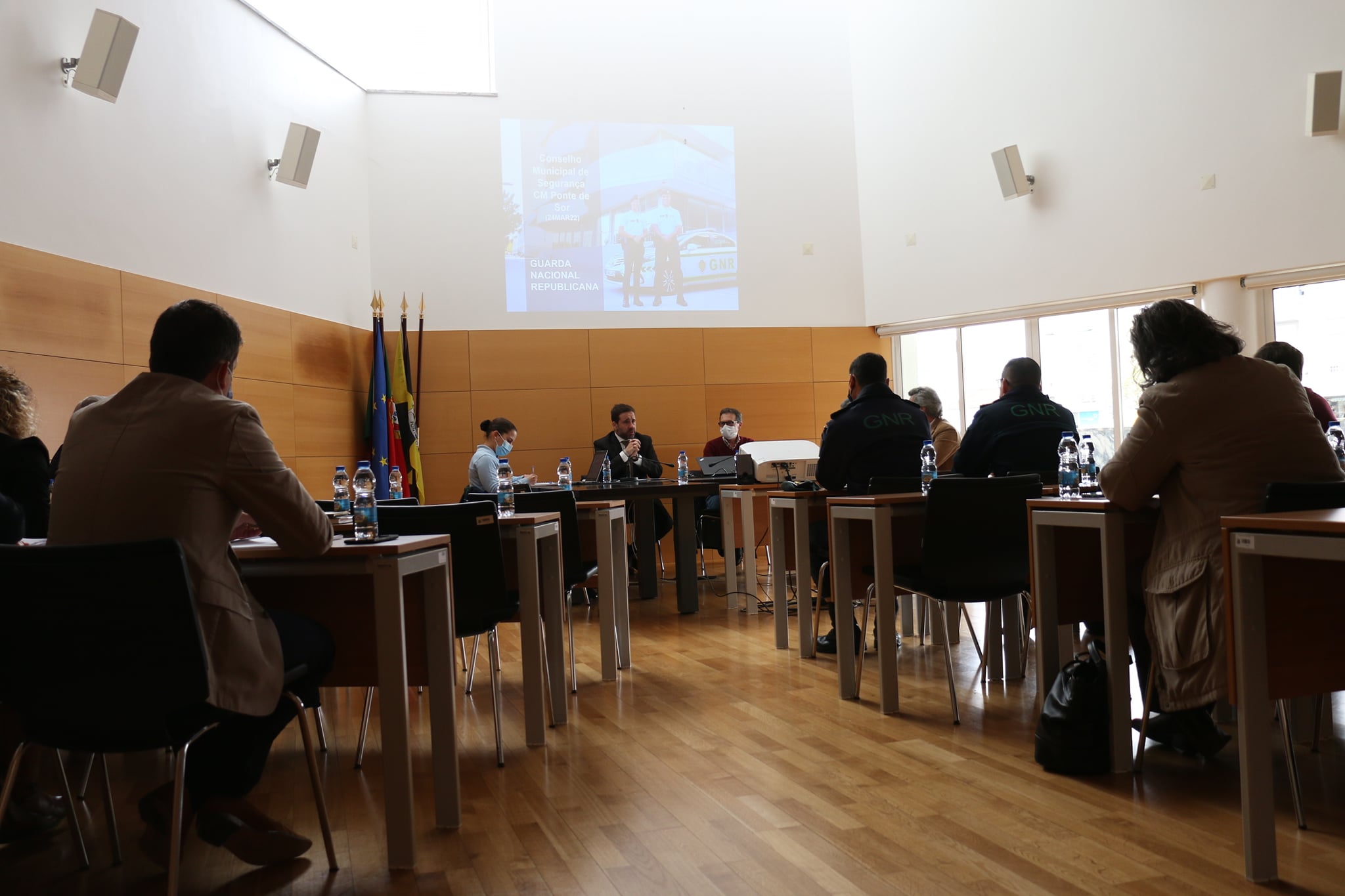 Conselho Municipal de Segurança reunido