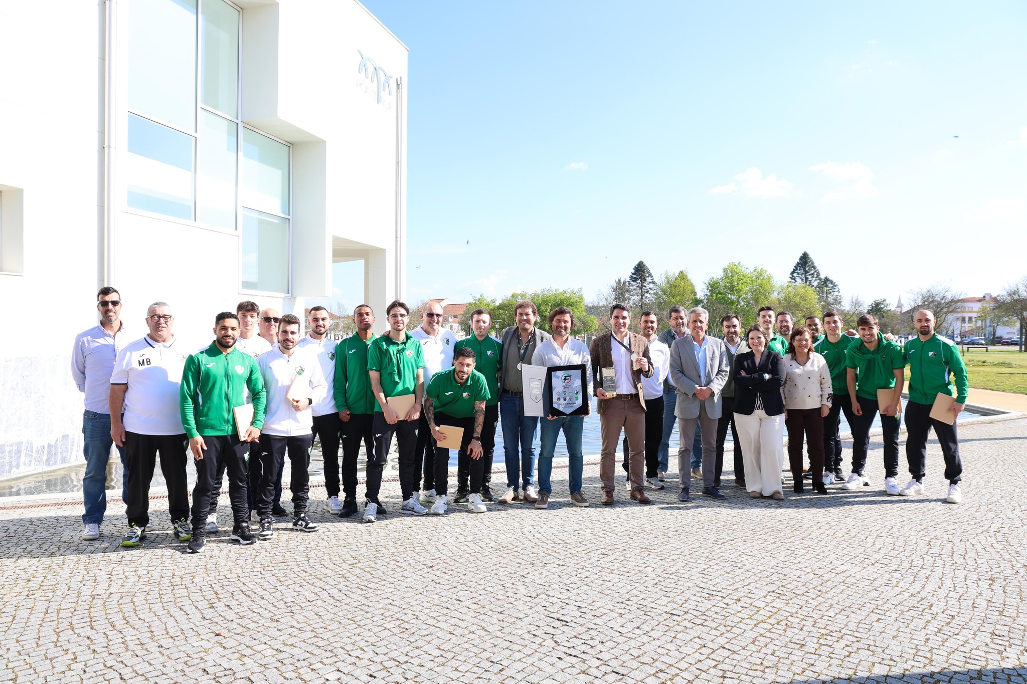 Eléctrico Futebol Clube Recebido Na Câmara Municipal