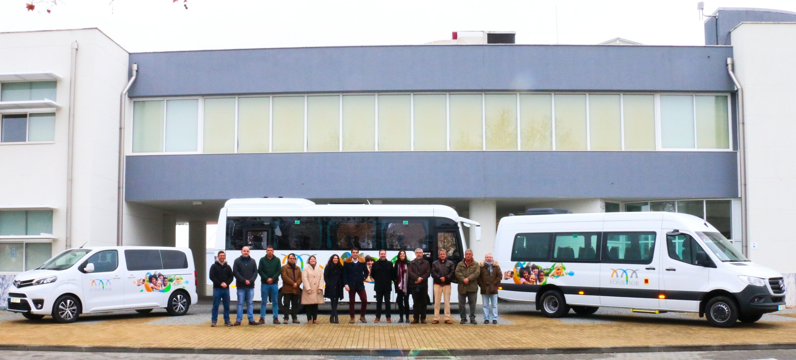 Município Investe em Novos Transportes Escolares