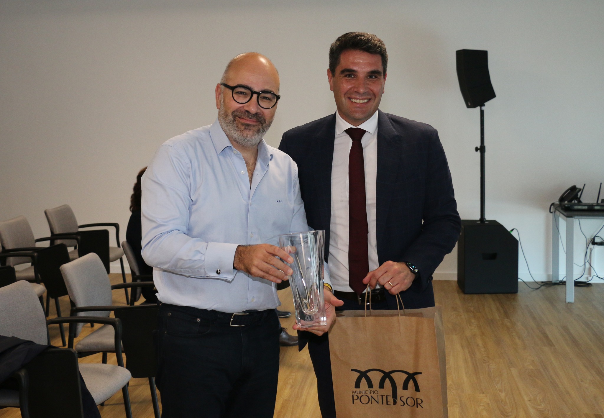 Ministro Pinto Luz Deixou Promessas de Arranjo de Estradas